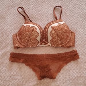 VS Bra/Panty Combo